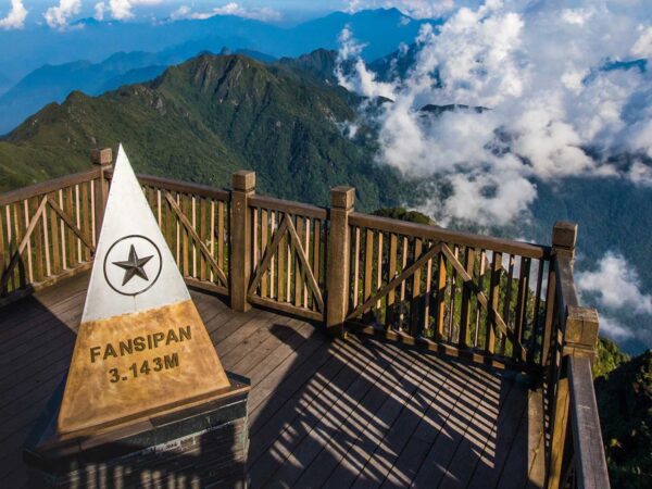 TOUR TREKKING FANSIPAN - Image 2