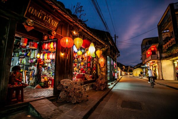 TOUR MIỀN TRUNG (Đà Nẵng – Hội An – Bà Nà – Huế) - Image 3