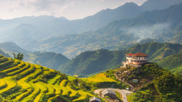 TOUR TREKKING FANSIPAN - Image 3