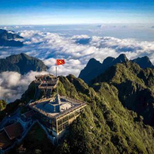 TOUR TREKKING FANSIPAN